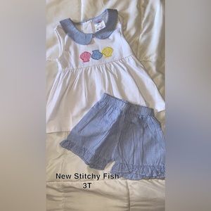 NWOT Stitchy Fish 3T short set